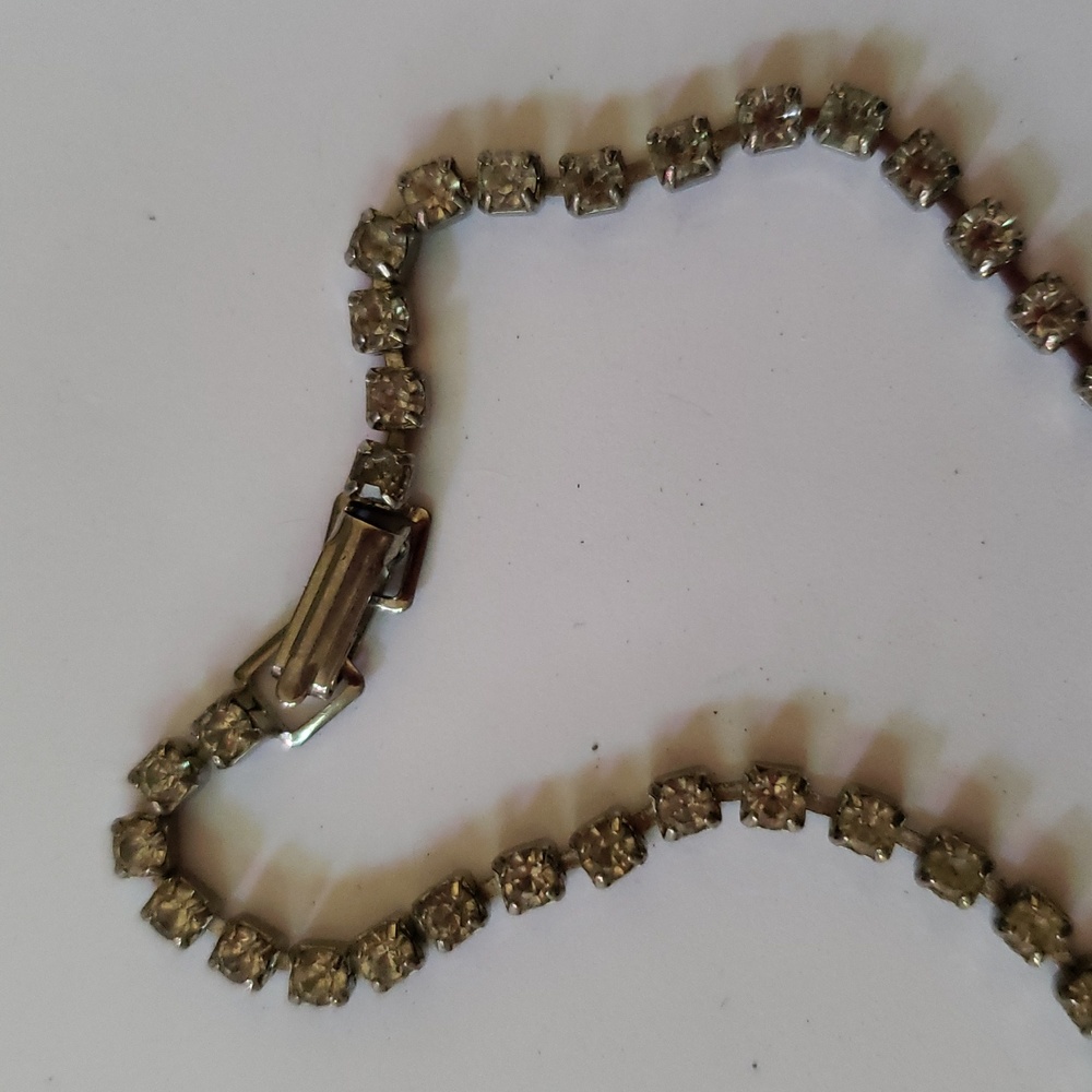 Vintage Rhinestone Jewelry Set - Picture 5 of 6
